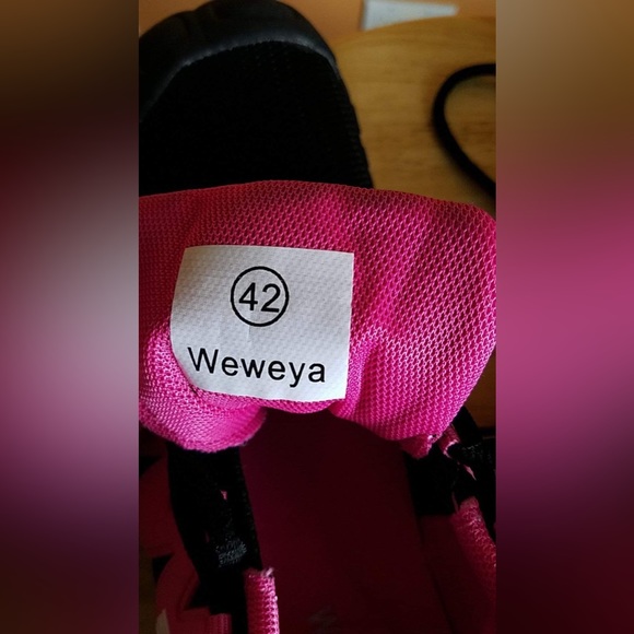 Black and Pink Mesh Athletic Shoes for Running - Picture 5 of 7